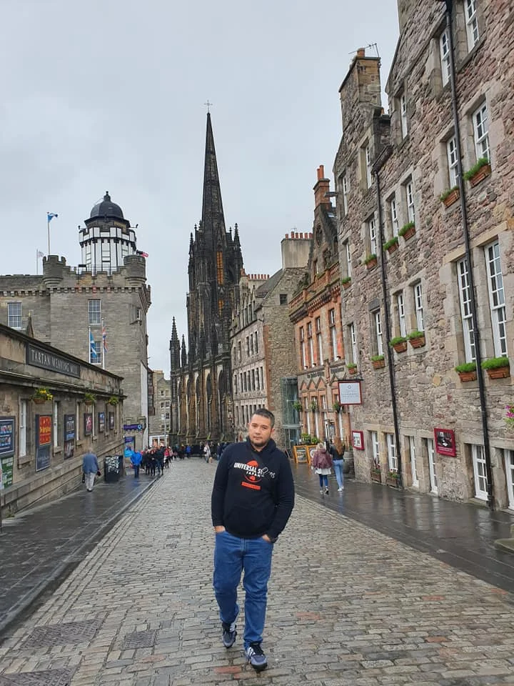 jual beli laptop bekas wahyu 12